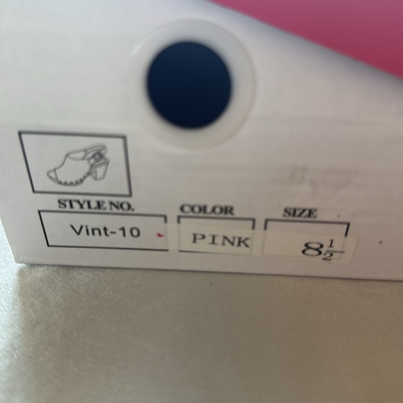 Nature Breeze Pink Chunky Block Heel Mules Stud Details Faux Suede Size 8.5 - Picture 10 of 12